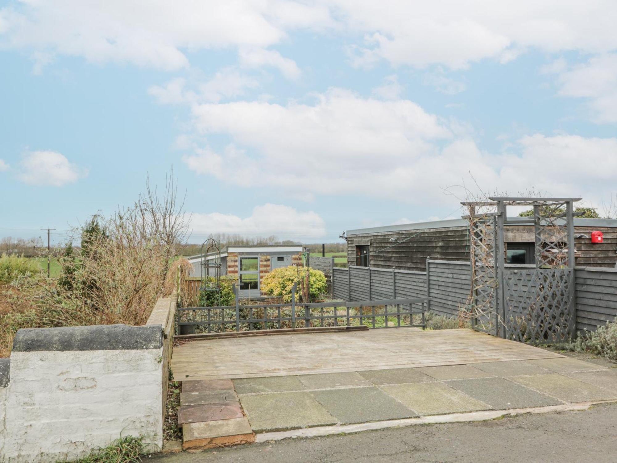 Rosalin * Irvine (North Ayrshire)